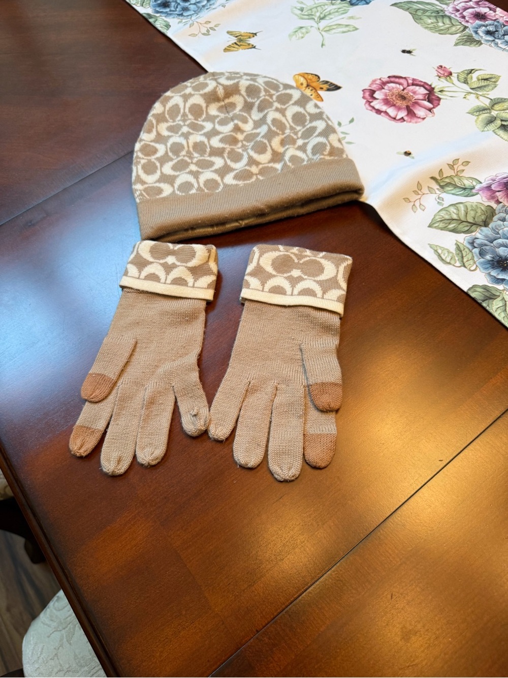 Coach Taupe & Ivory Signature Knit Beanie and Gloves Set